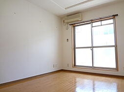 光陽ビルディング中山 201 3階1Kのリビング/ダイニング