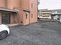 17 / 26