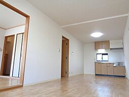 JR北陸本線 長浜駅 徒歩30分の賃貸アパート 2階2LDKのリビング/ダイニング