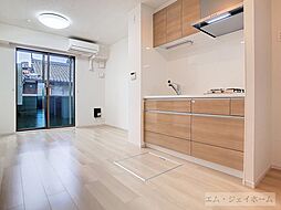 JR東海道・山陽本線 栗東駅 徒歩13分の賃貸アパート 2階1DKのリビング/ダイニング