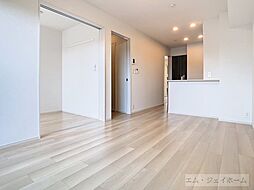 近江鉄道八日市線 太郎坊宮前駅 徒歩2分の賃貸アパート 2階2LDKのリビング/ダイニング