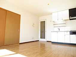 JR東海道・山陽本線 彦根駅 徒歩27分の賃貸マンション 2階2LDKのリビング/ダイニング