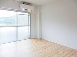 近江鉄道近江本線 鳥居本駅 徒歩14分の賃貸マンション 5階2Kのリビング/ダイニング