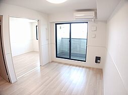 近江鉄道近江本線 水口駅 徒歩25分の賃貸アパート 2階2LDKのリビング/ダイニング