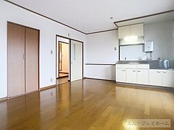 居間