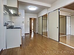 居間