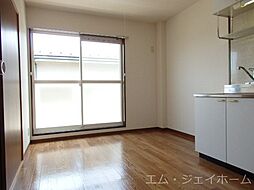 居間