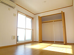 メゾン・プラティーク 101 1階1Kのリビング/ダイニング