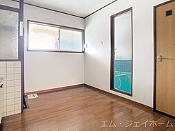 居間