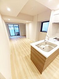 ミリアレジデンス浅草駒形 10階2LDKのリビング/ダイニング