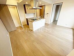 ザ・パークハビオ北千住 13階1LDKのリビング/ダイニング