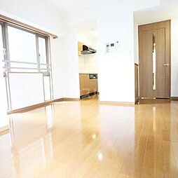 Crest本郷 2階1LDKのリビング/ダイニング