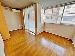 ガーデンコート i 2階ワンルームのリビング/ダイニング