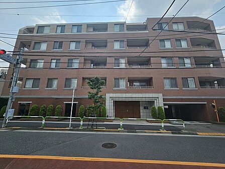 【住環境が整った立地】 お買い物施設が徒歩圏内にある好立地マンション!R8年7月撮影