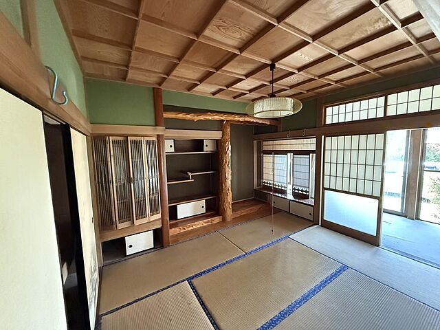 和室 都城市山之口町富吉4673-3