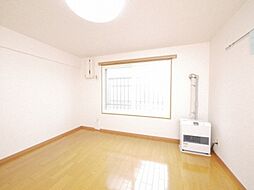 サザンシティ北大 1階1Kのリビング/ダイニング