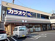 セブンイレブン越谷東越谷3丁目店 369m