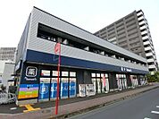 トモズ越谷店 498m