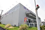 ジェーソン　浦和三室店 479m