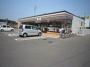 セブンイレブン名取飯野坂店まで423ｍ