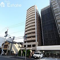 愛知県名古屋市東区泉１丁目（賃貸マンション1R・14階・34.92㎡） その1