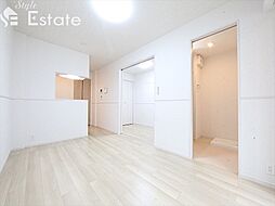 ローズガーデンA 102 1階1LDKのリビング/ダイニング