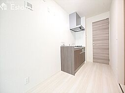 トルナーレ 104 1階1DKのリビング/ダイニング