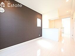 ファンキャッスル 201 2階1LDKのリビング/ダイニング