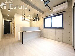 Amirl Premier Heian-dori 201