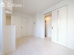 名古屋市営鶴舞線 上小田井駅 徒歩7分の賃貸アパート 3階1LDKのリビング/ダイニング