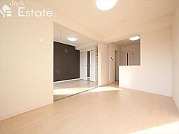 La La La三幸 301 3階1LDKのリビング/ダイニング