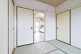 UR江南