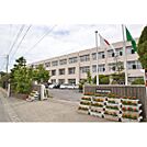 中学校「江南市立宮田中学校まで552ｍ」南西隣接
