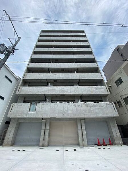 Wolf Pack Apartment ｜大阪府大阪市浪速区大国3丁目(賃貸マンション1R・5階・46.29㎡)の写真 その1