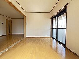 居間