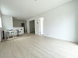〜インナーバルコニー仕様/制震住宅〜長井1丁目新築戸建