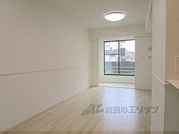 トムズガーデン園部II 103 1階1LDKのリビング/ダイニング