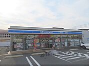ローソン　福知山郵便局前店まで650メートル
