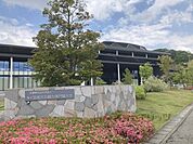 芸術文化観光専門職大学まで1400メートル