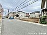 外観：前面道路含む現地写真