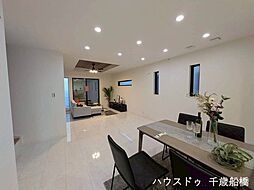 リビング/ダイニングの画像