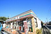 セブンイレブン狛江猪方3丁目店 320m