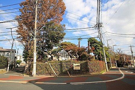 早苗保育園 450m