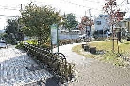 若林ふれあいひろば公園 640m