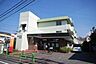 周辺：狛江岩戸南郵便局 820m