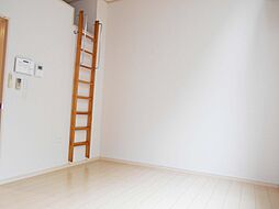 アザレ読売ランドＡ棟 106 1階1Kのリビング/ダイニング