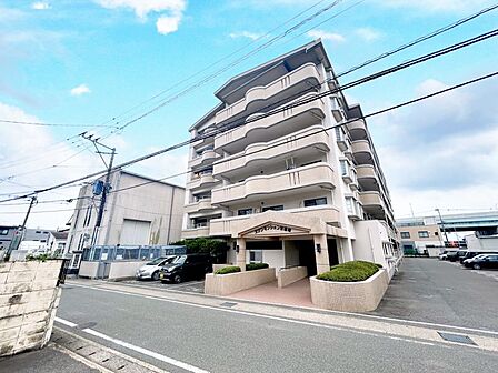 専有面積約75m2!2023年5月にリフォーム済みのマンションです!