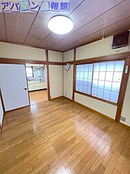 居間