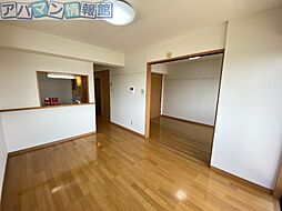 居間