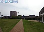 私立新潟国際情報大学 736m